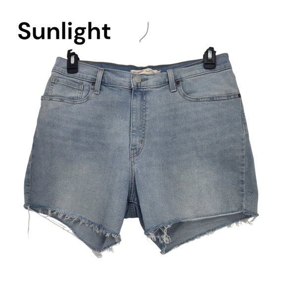 Levis Signature Womens Denim Vintage Original Shorts Size 10 Light Wash Raw Hem - Picture 1 of 12